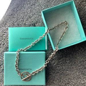 TIFFANY & CO. ATLAS 2003 TOGGLE NECKLACE